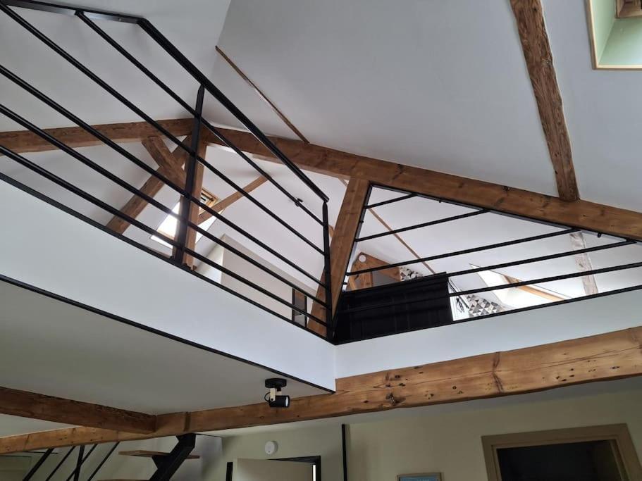 En Vieille Avec En Mezzanine Apartamento