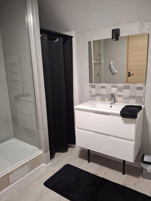 Appartement En Vieille Avec En Mezzanine *